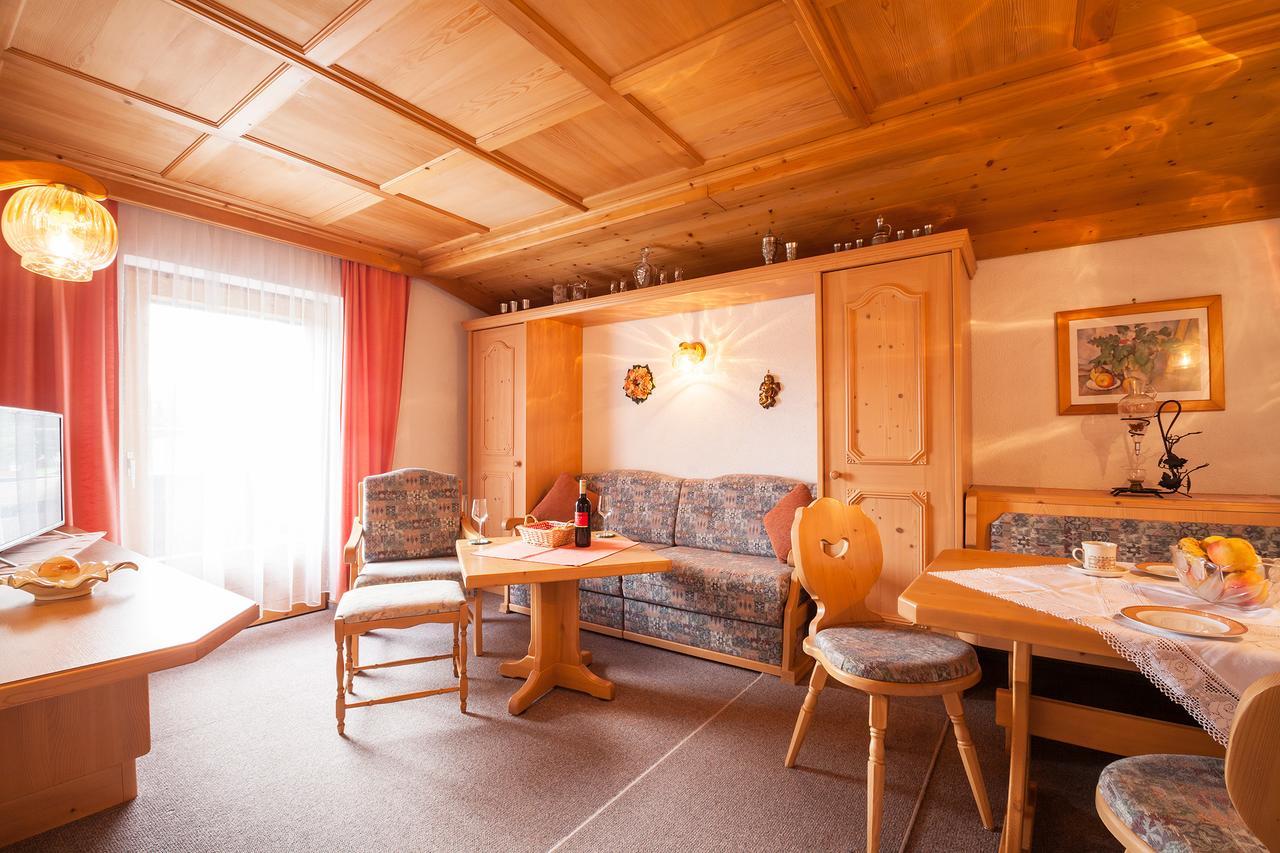 로이타쉬 Haus Bergesblick 아파트 외부 사진
